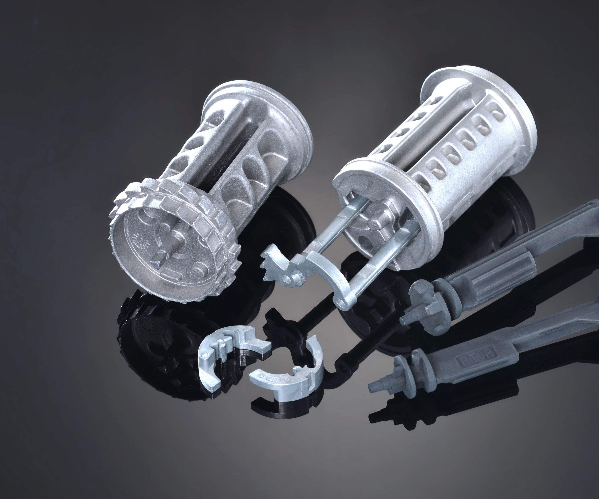 Global Metal Components and Metal Parts Manufacturers Dynacast