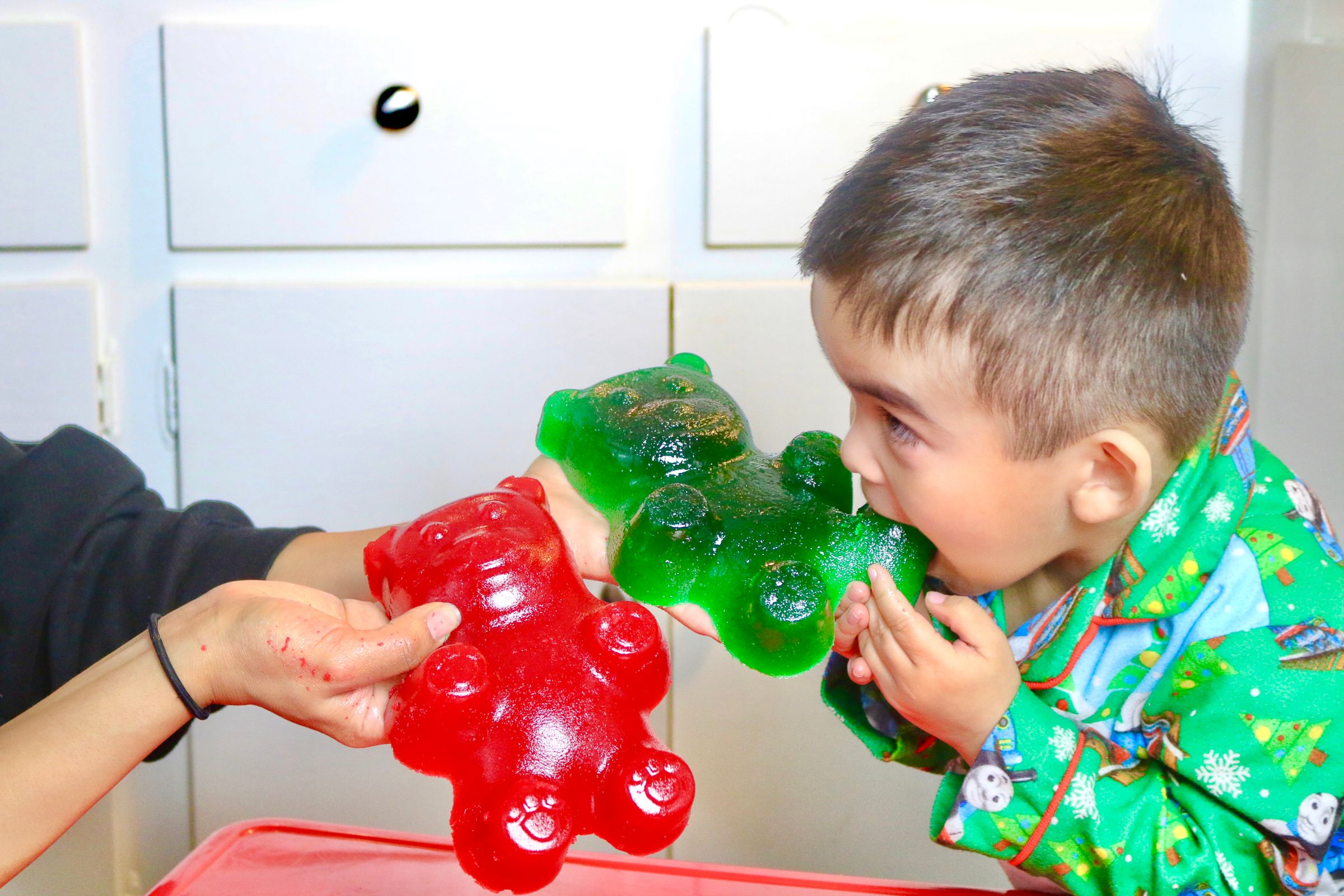 How to Make a Giant JELLO Gummy Bear Instructables
