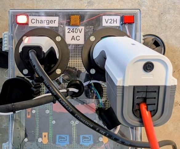 EV Charger/V2L Switch With Web Interface for Type 2 Plugs