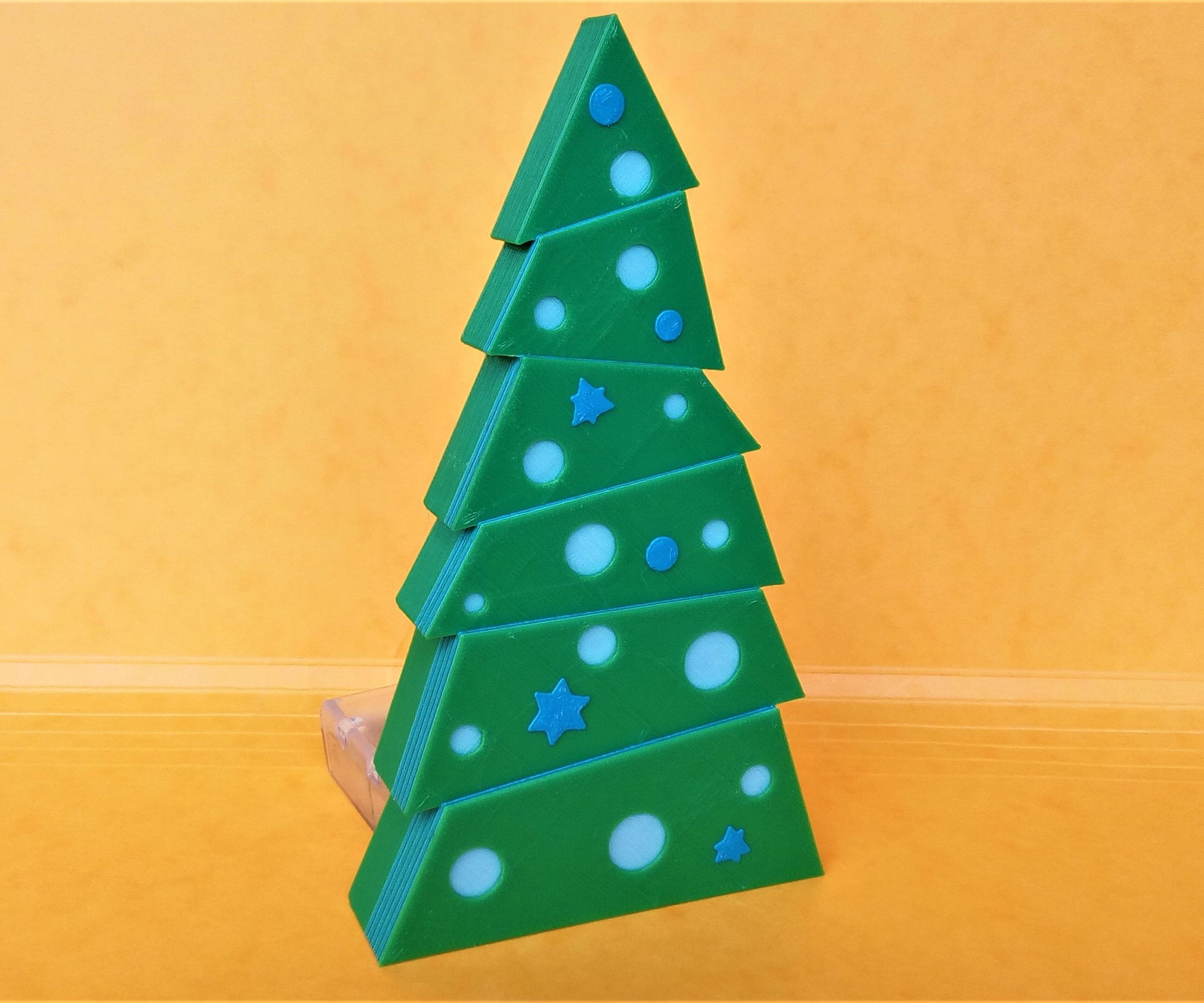 Christmas Tree 3D Printed and Arduino Leds Controled