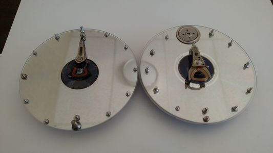 Dual-Faced Clock From Recycled Hard Drives : 9 Steps (with Pictures ...