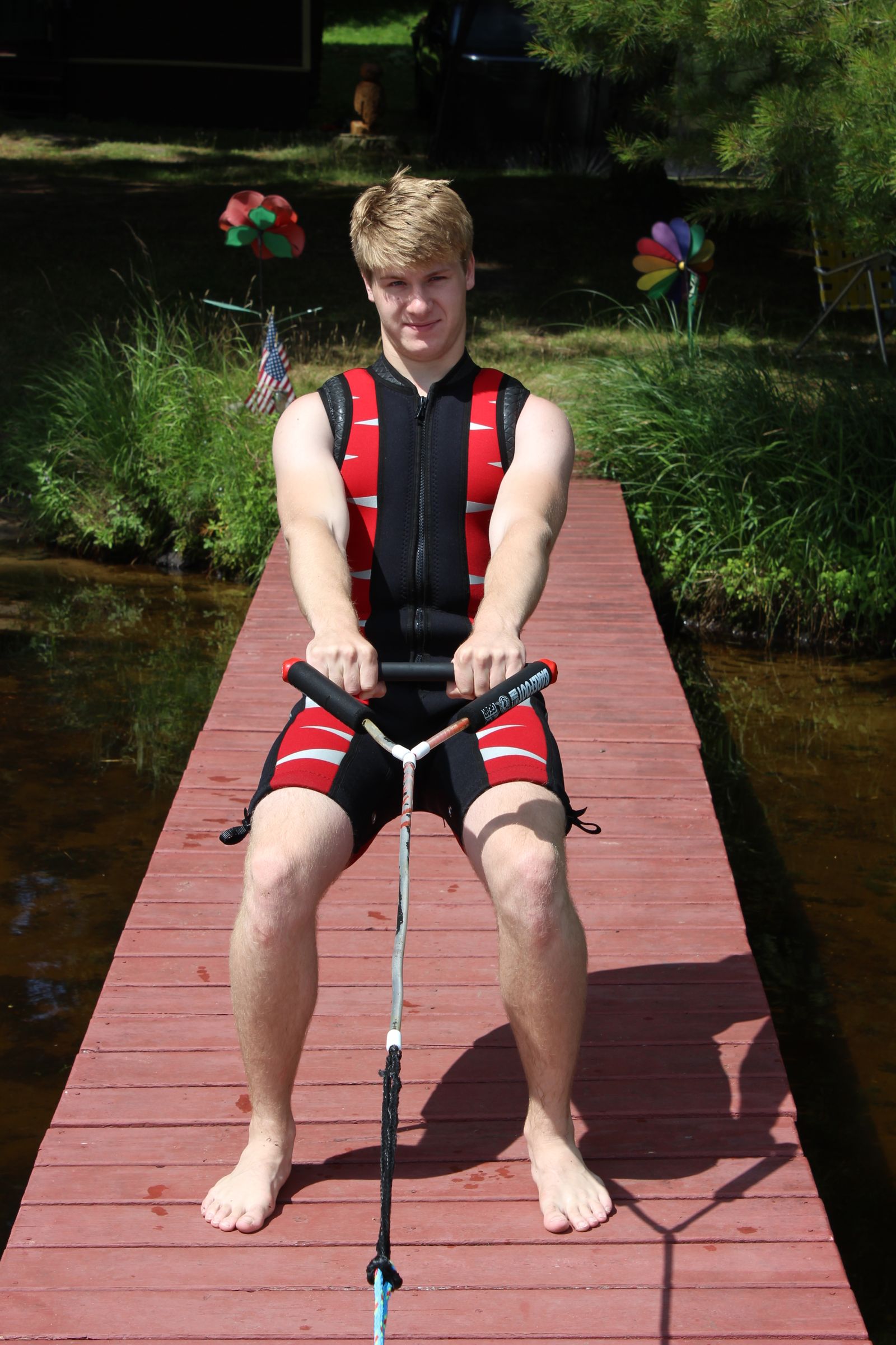 How to Barefoot Waterski 8 Steps (with Pictures) Instructables