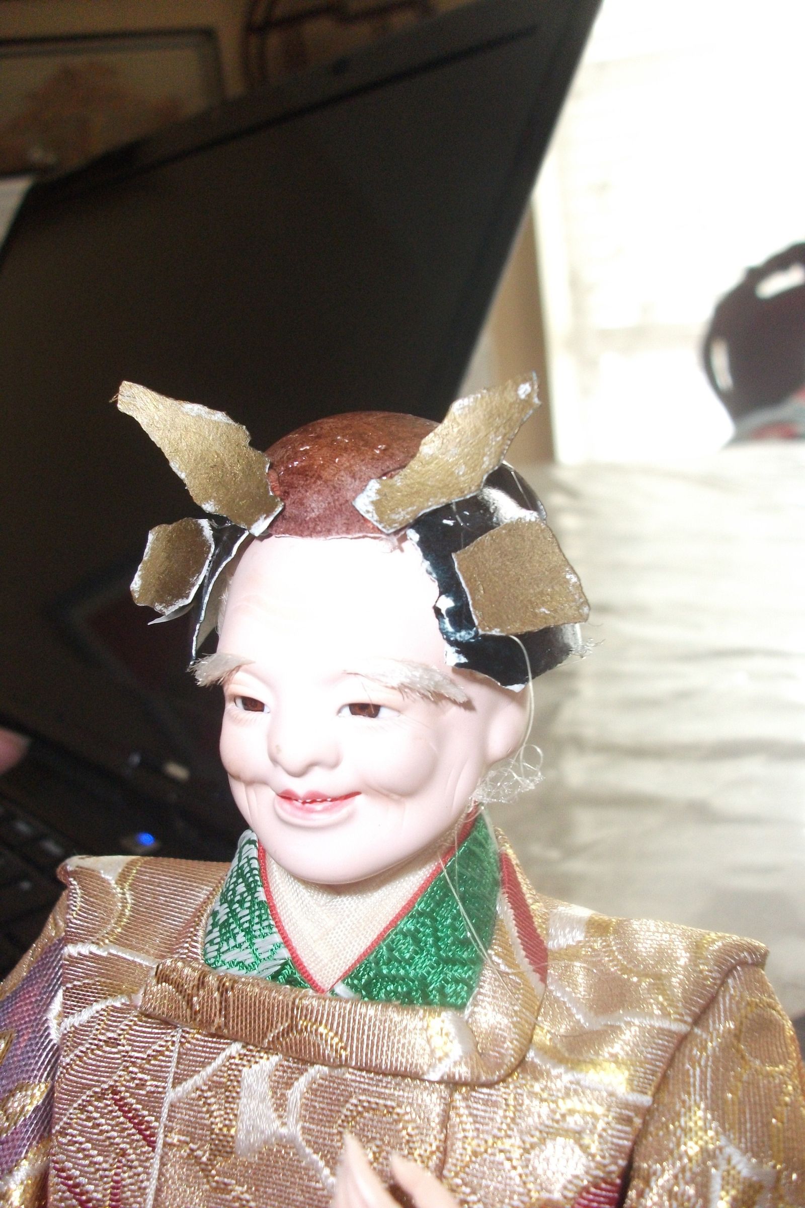 Samurai Helmet From Eggshells