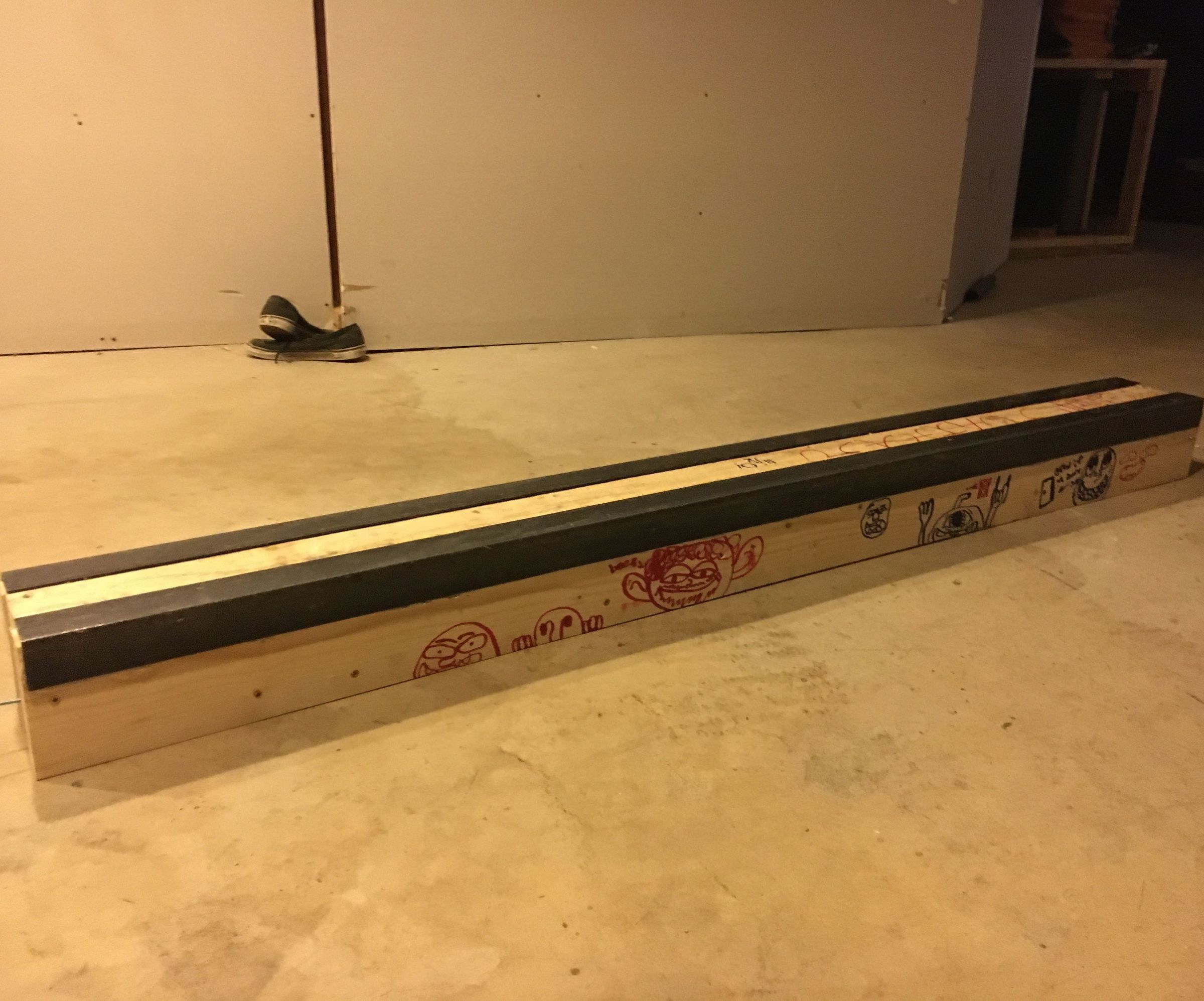 Easy Skate Ledge