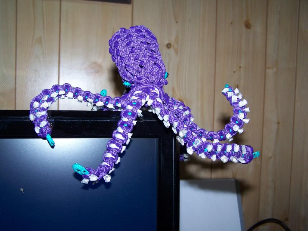 Paracord Octopus