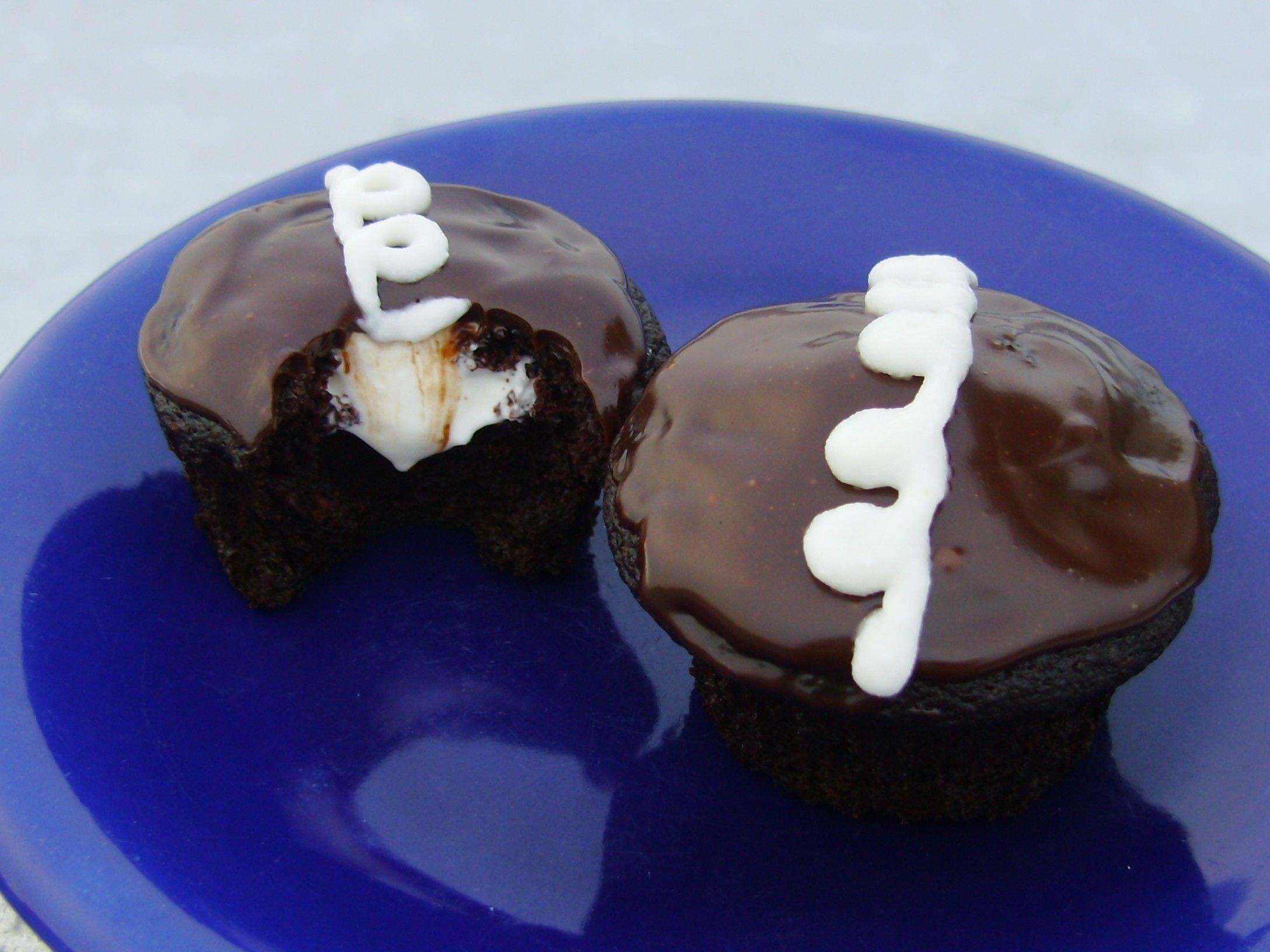 Homemade Hostess Cupcakes