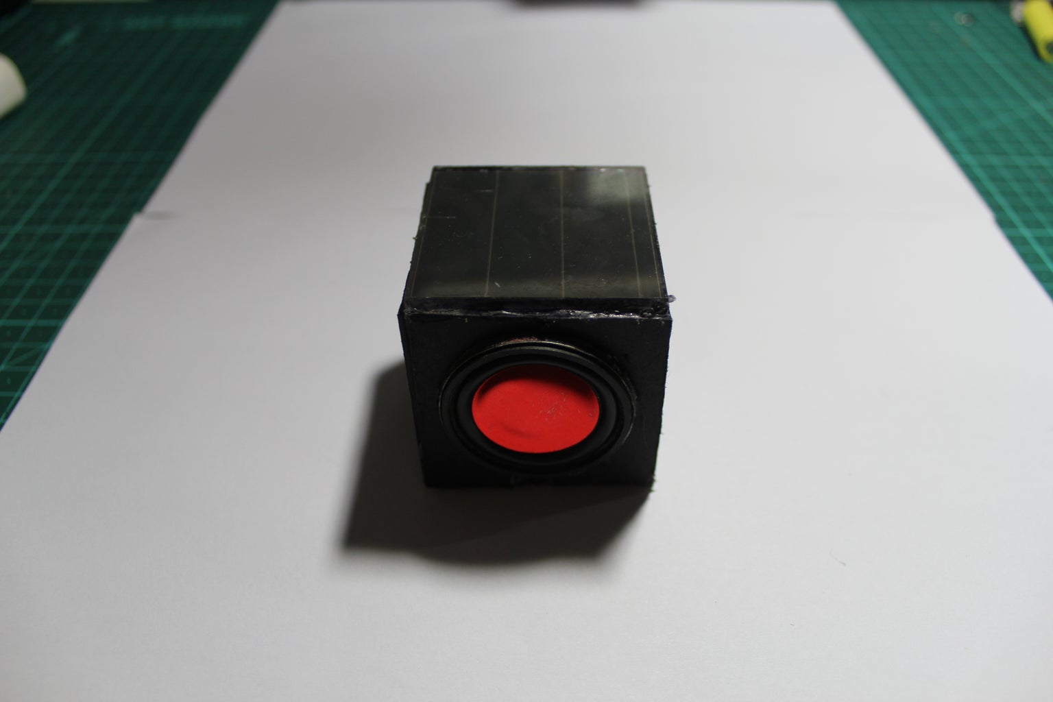 Making a Bluetooth Solar Powered Speaker 5 Steps Circuit Diagram