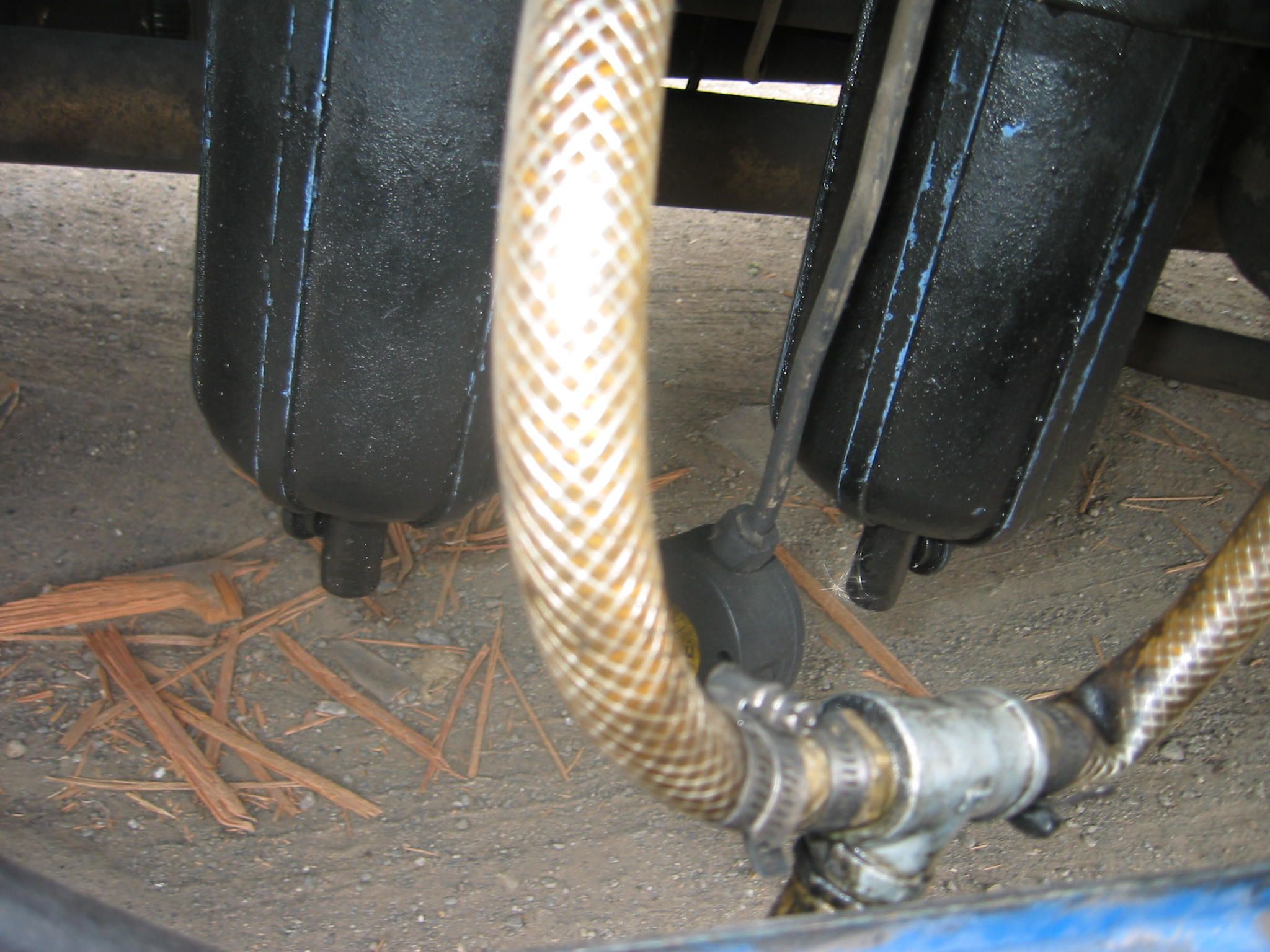 Waste Vegetable Oil Conversion for Diesel Bus 10 Steps (with Pictures