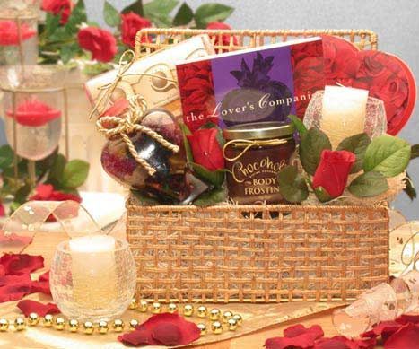 10 Awesomely Romantic Gifts for That Special Person 