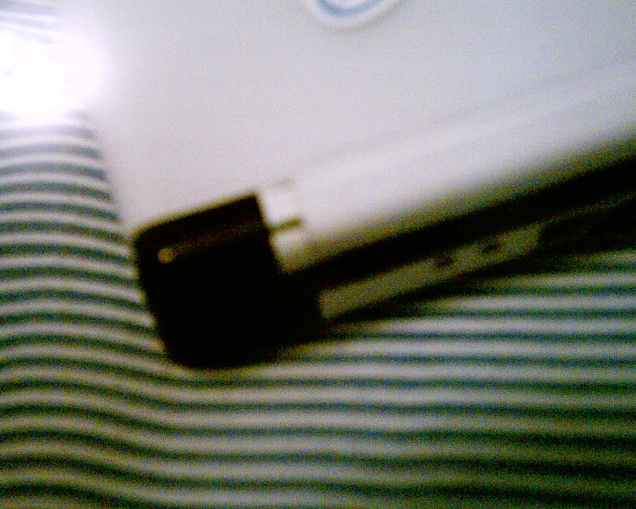 How to Cure a Floppy Hinge on a DS Lite