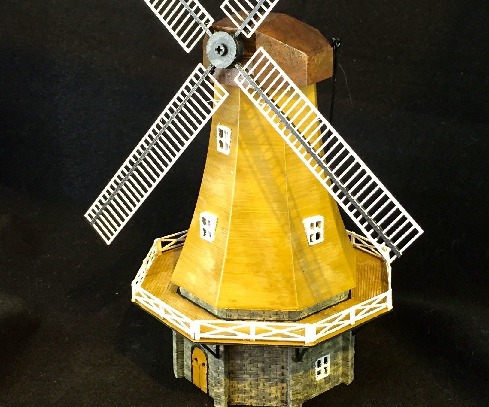 Building a 3D Printed Model of a Dutch Windmill (in 1:100 or 1:160 Scale)