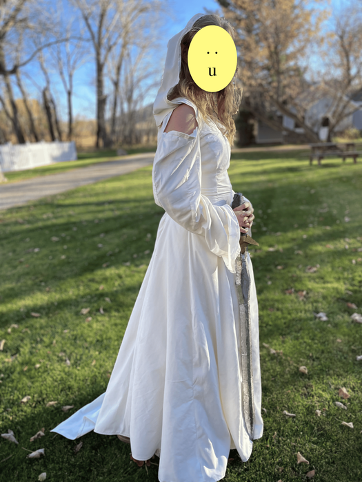 elven princess dress Arwen Fantasy from Lord of the Rings Large The Elven Queen Dress is made of a very silk polyester fabric with long sleeves Lavender Couture Fantasy Elven Dress