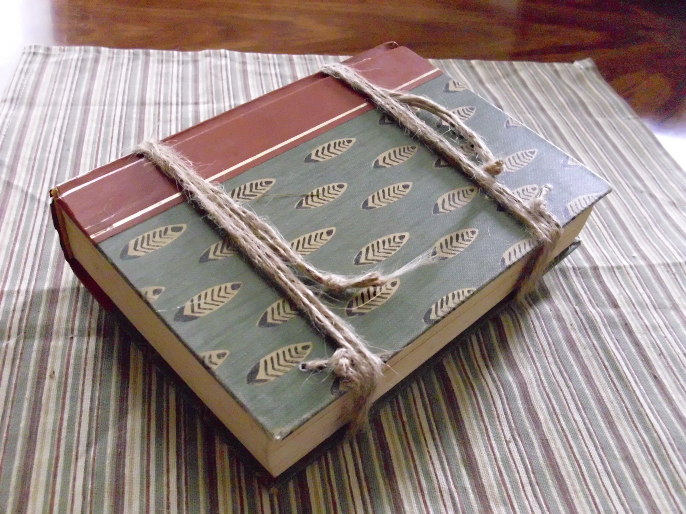 Simple Flower Pressing Book