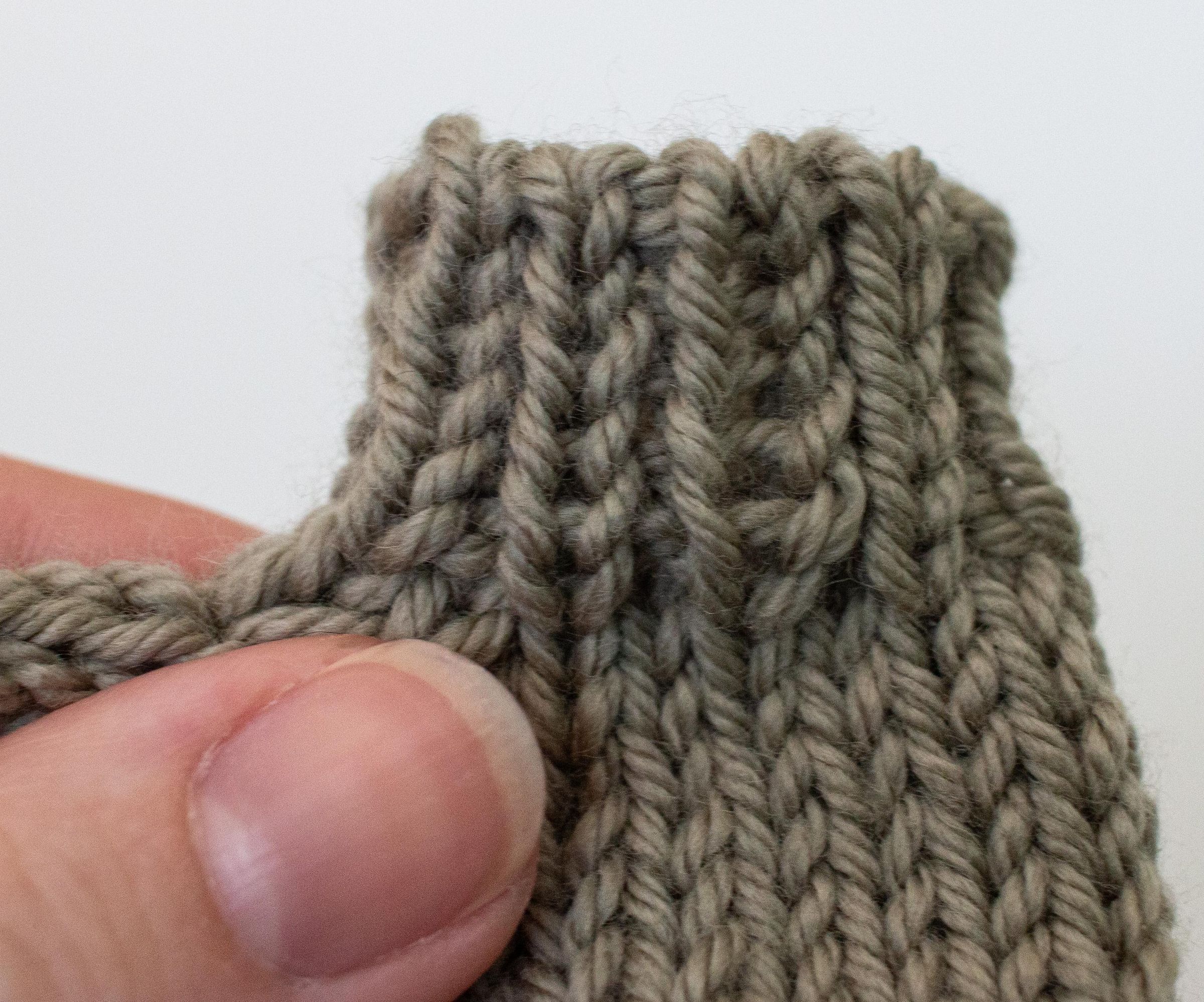 Ribbed Sewn Bind Off (in the Round) Knitting Tutorial