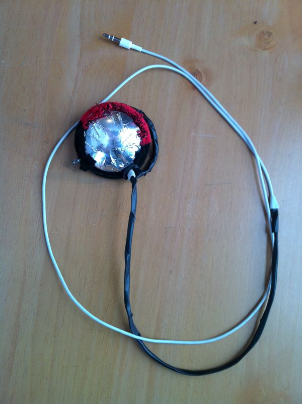 Simple Stereo to Mono Headphone Conversion