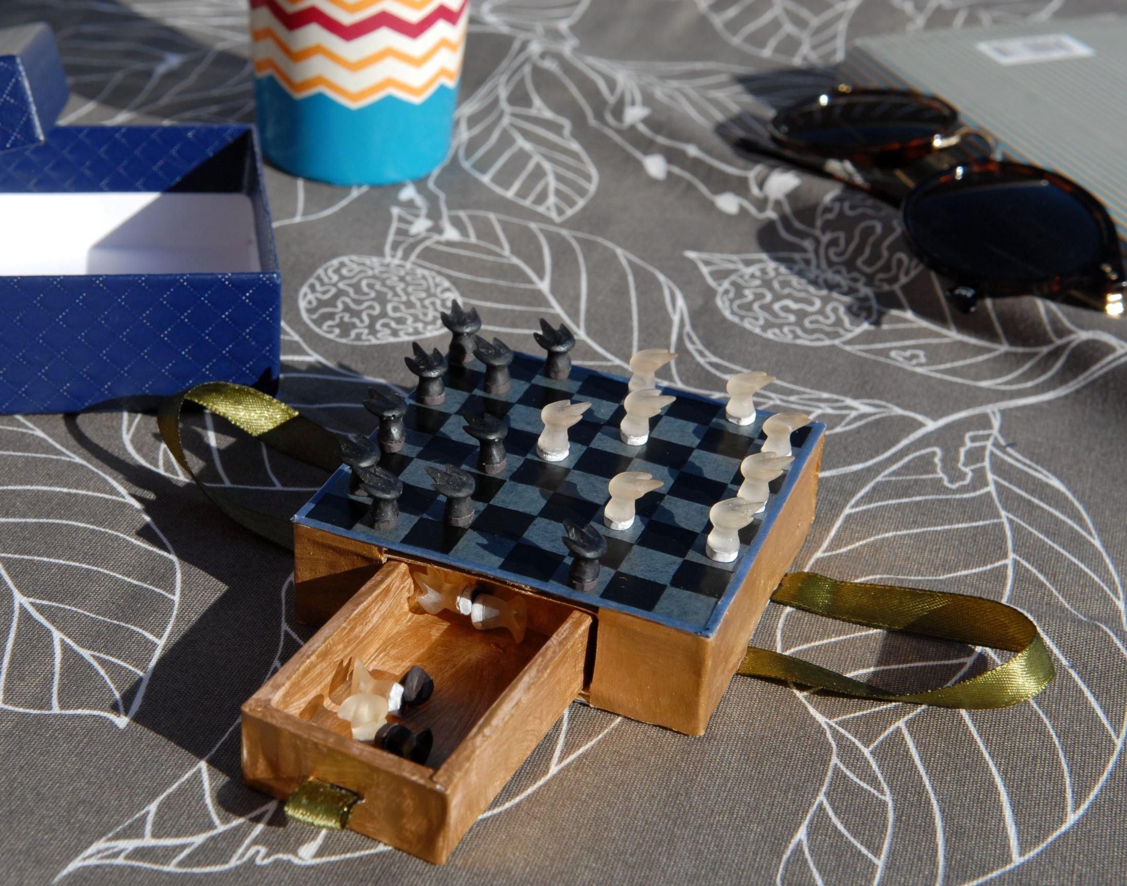 Shark Scale Inspired Portable Miniature Checkers