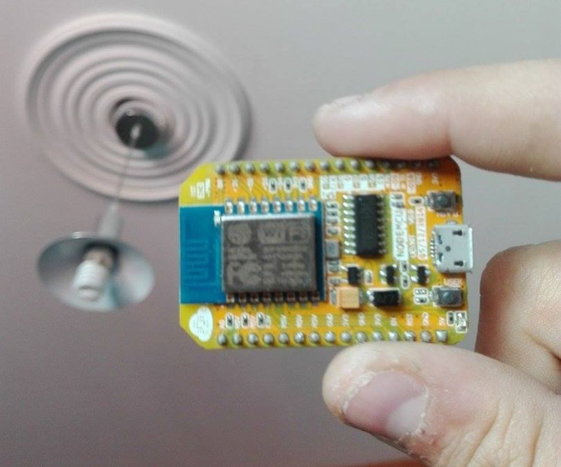 Light control by hybrid WiFi connection