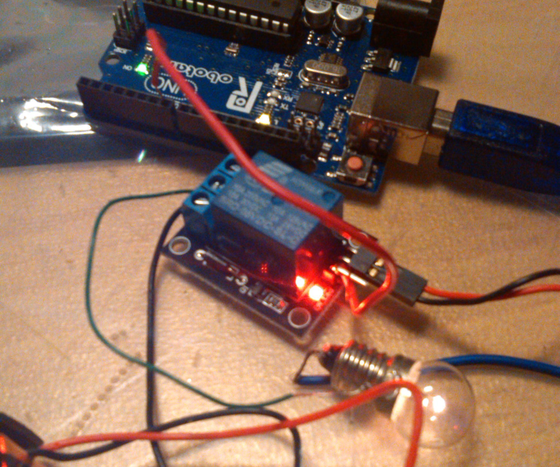 VERY SIMPLY RELAY AND ARDUINO PROJECT
