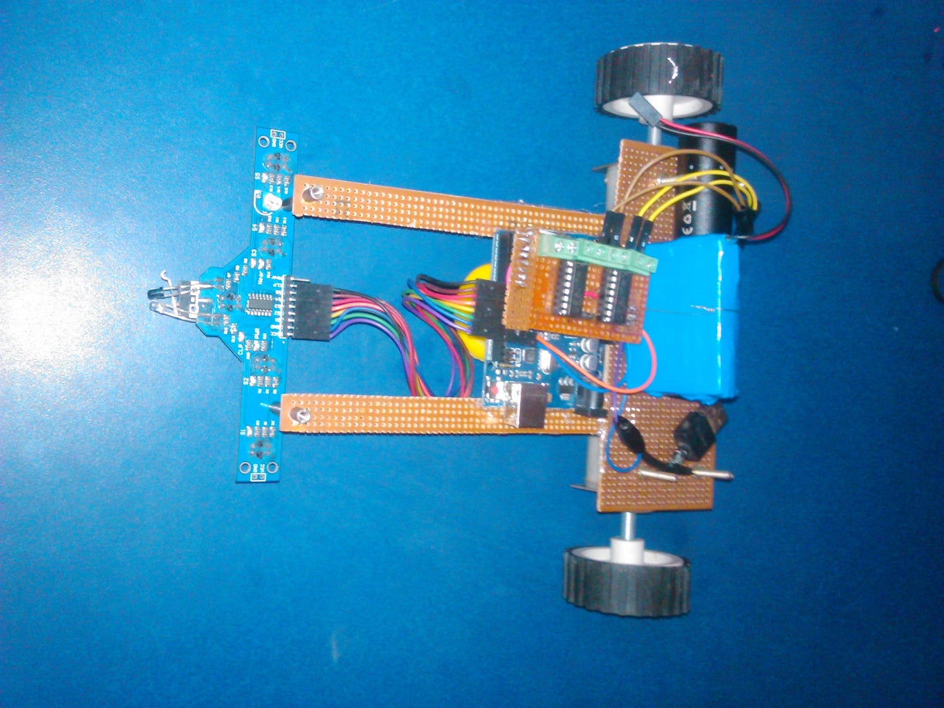 Arduino Based Line Tracker Robot : 4 Steps (with Pictures) - Instructables
