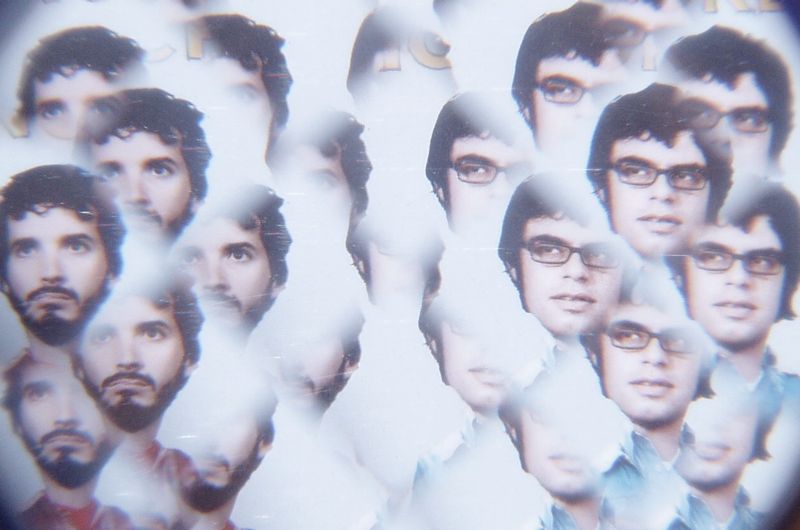 Build a $4 Lens With Interchangeable Kaleidoscopic Filters for Any Digital Camera 