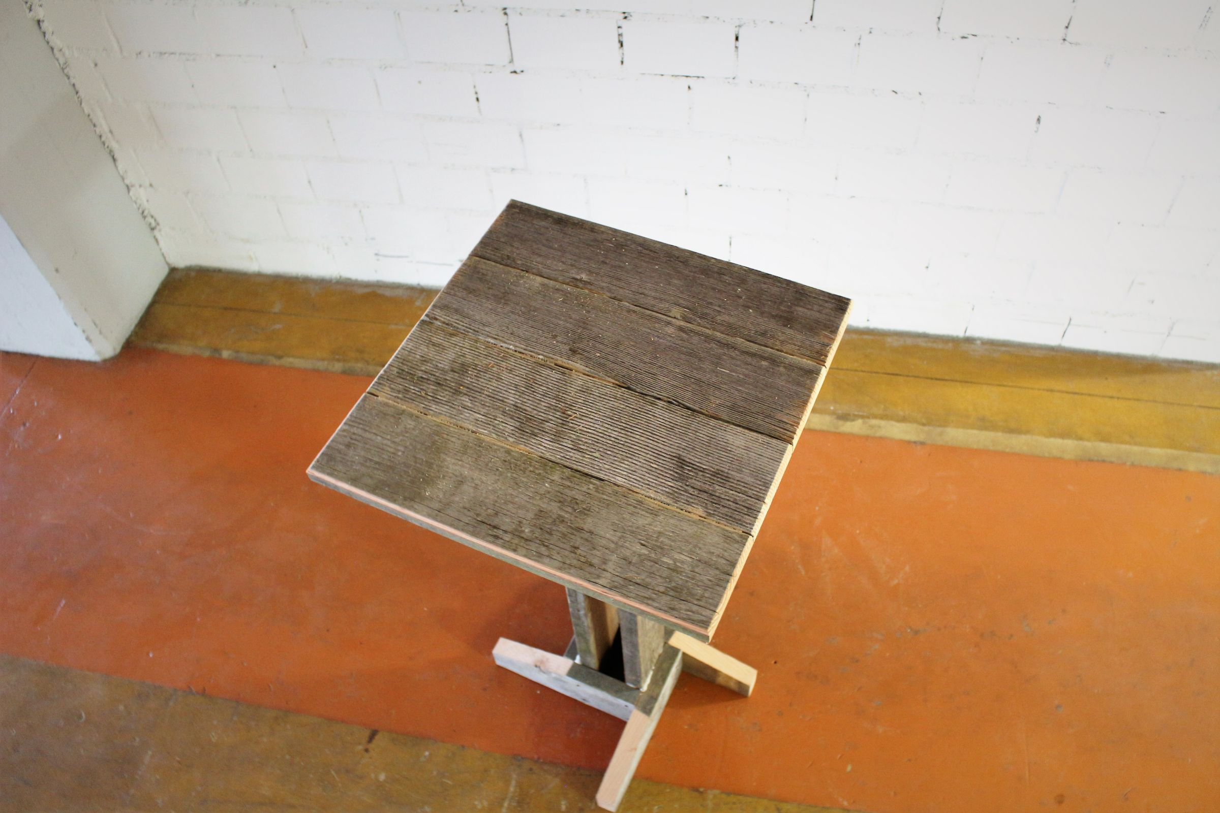 Reclaimed Wood Bar Table : 6 Steps - Instructables