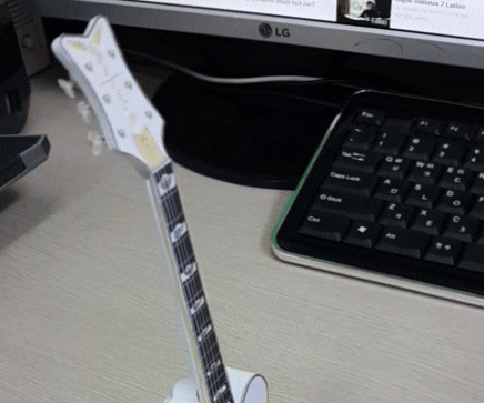 Paper Guitar