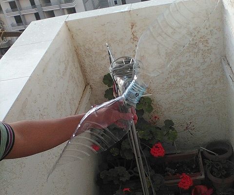 How to Make Easy Wind Turbine From Large Pet Bottles