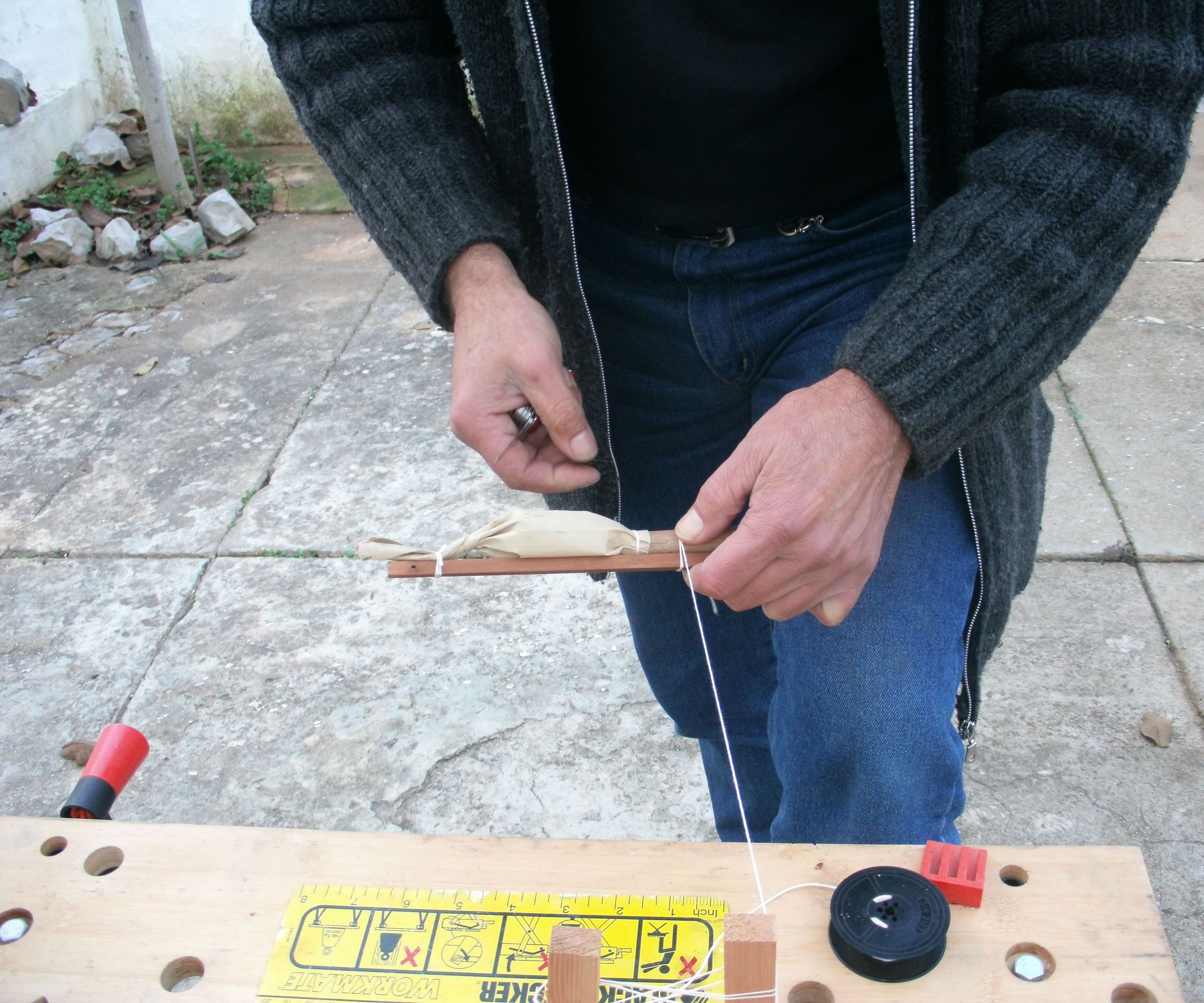 Fireworks-Worker-Knot