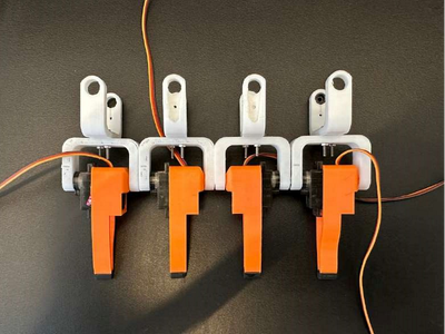 Connecting C-Clamp and Servo Mounted Leg