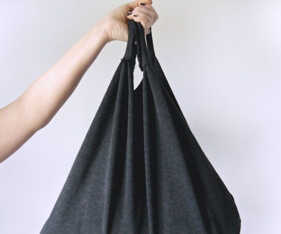 SWEATSHIRT BAG