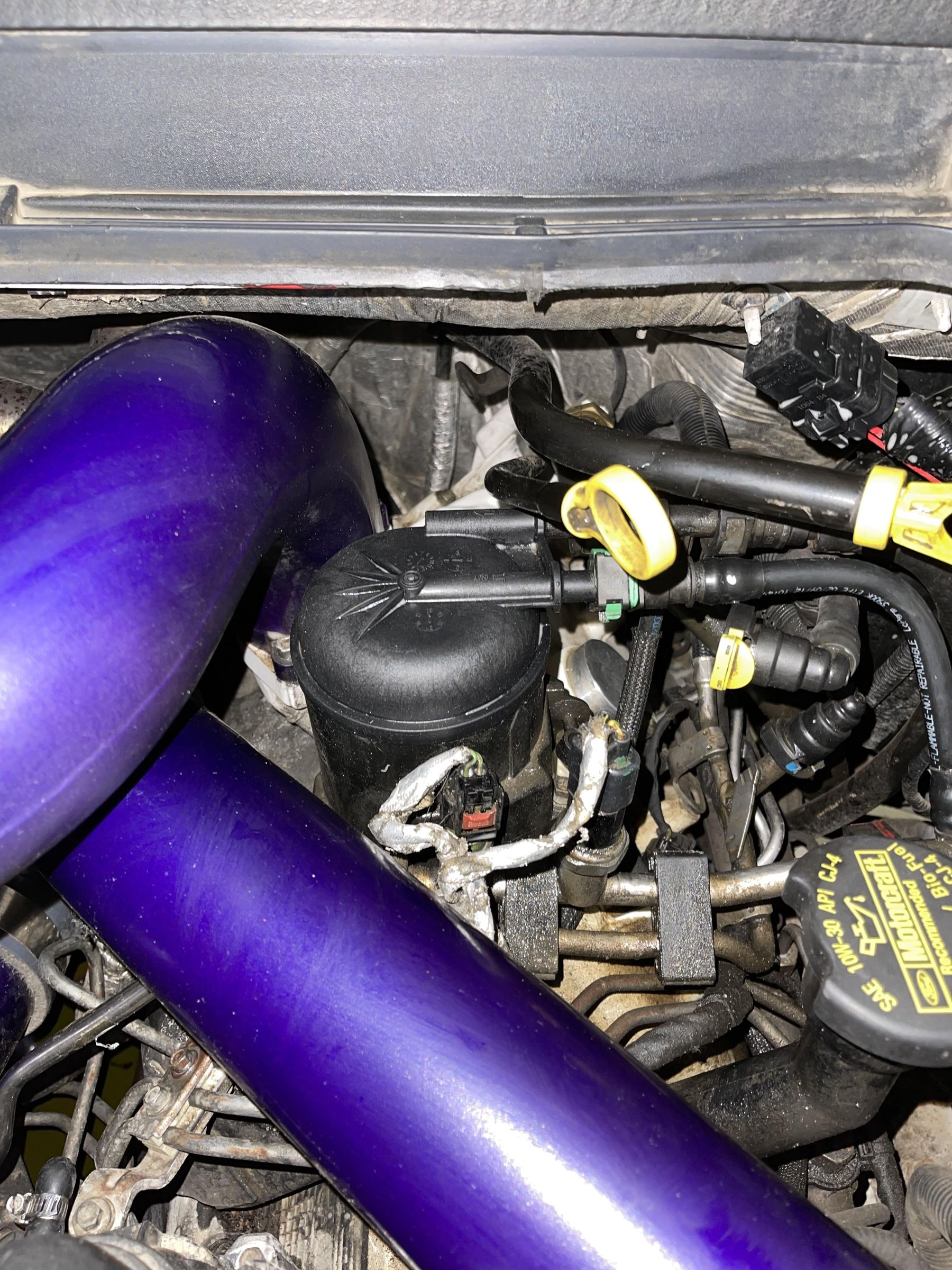 Changing Fuel Filters on an 2012 6.7 Powerstroke With an Airdog Lift