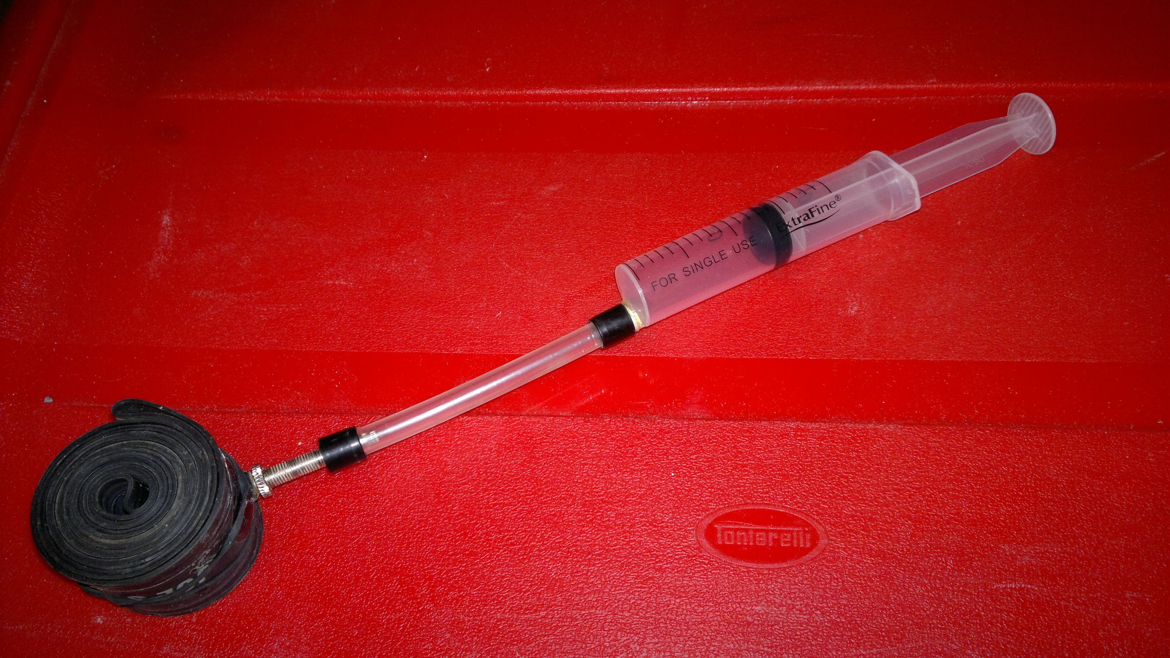 Siringa Per Lattice Tubeless - Syringe Latex Tubeless