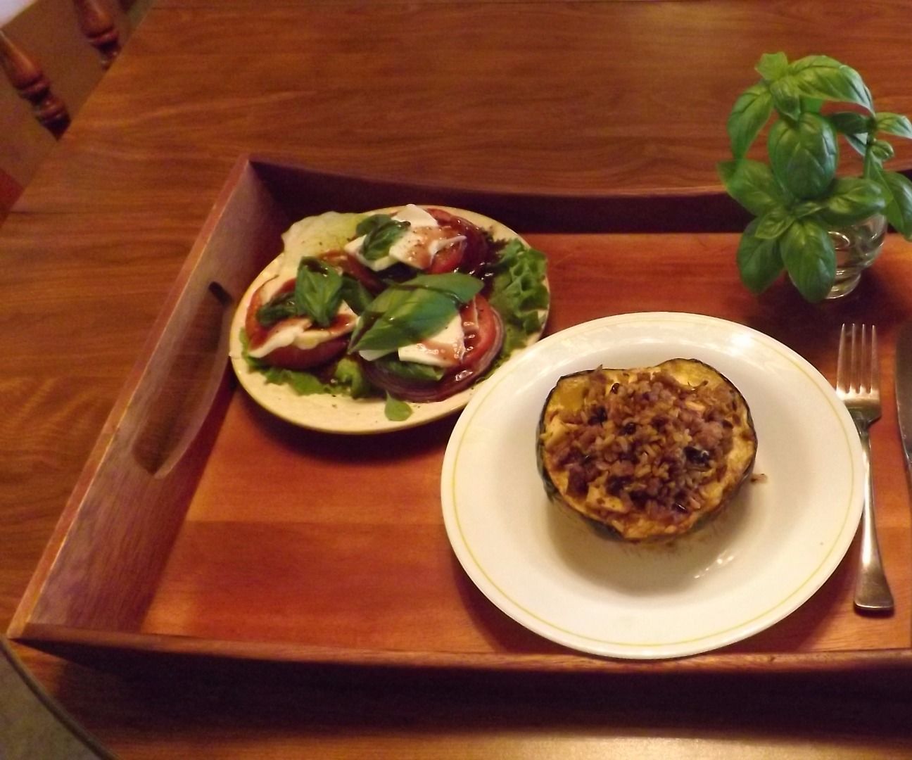 BAKED ACORN SQUASH STUFFED WITH RICE AND TURKEY SAUSAGE