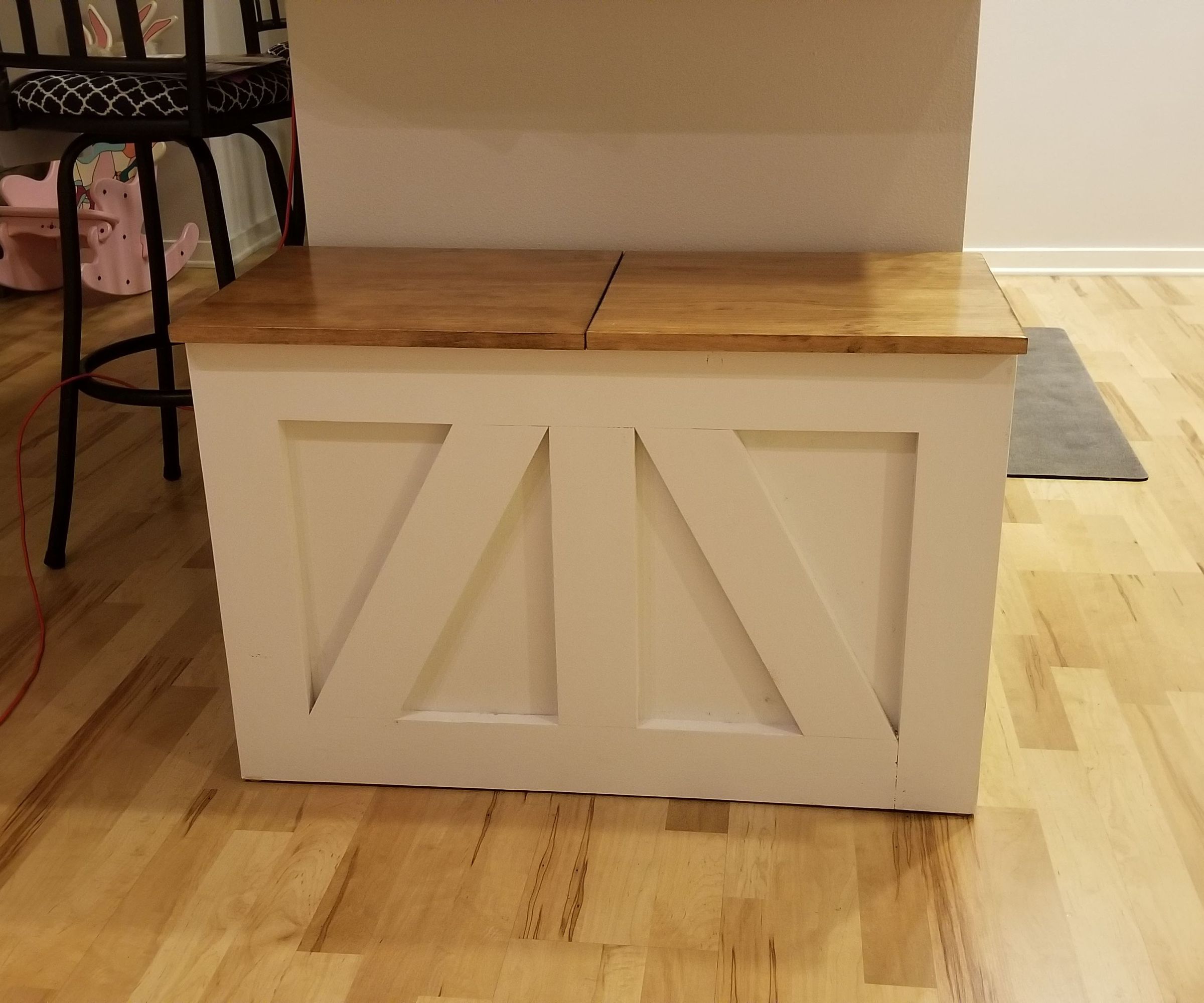 Concealed Trash/Recycle Bin