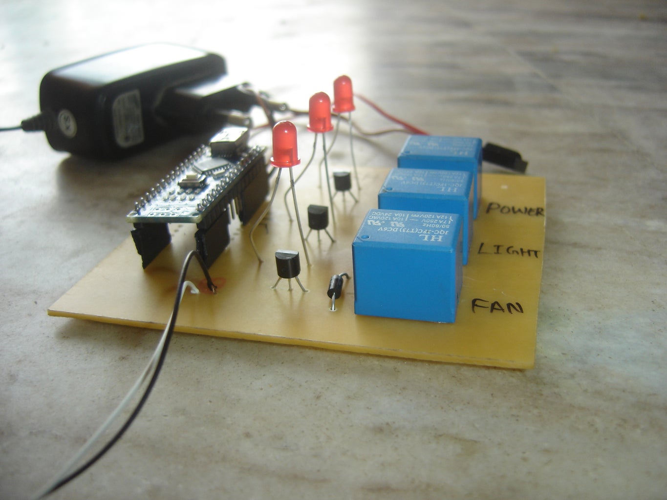 How to Make a Simple Home Automation System : 6 Steps (with Pictures ...