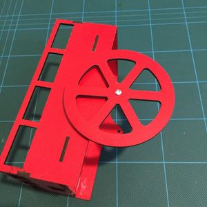 Attaching the Wheels