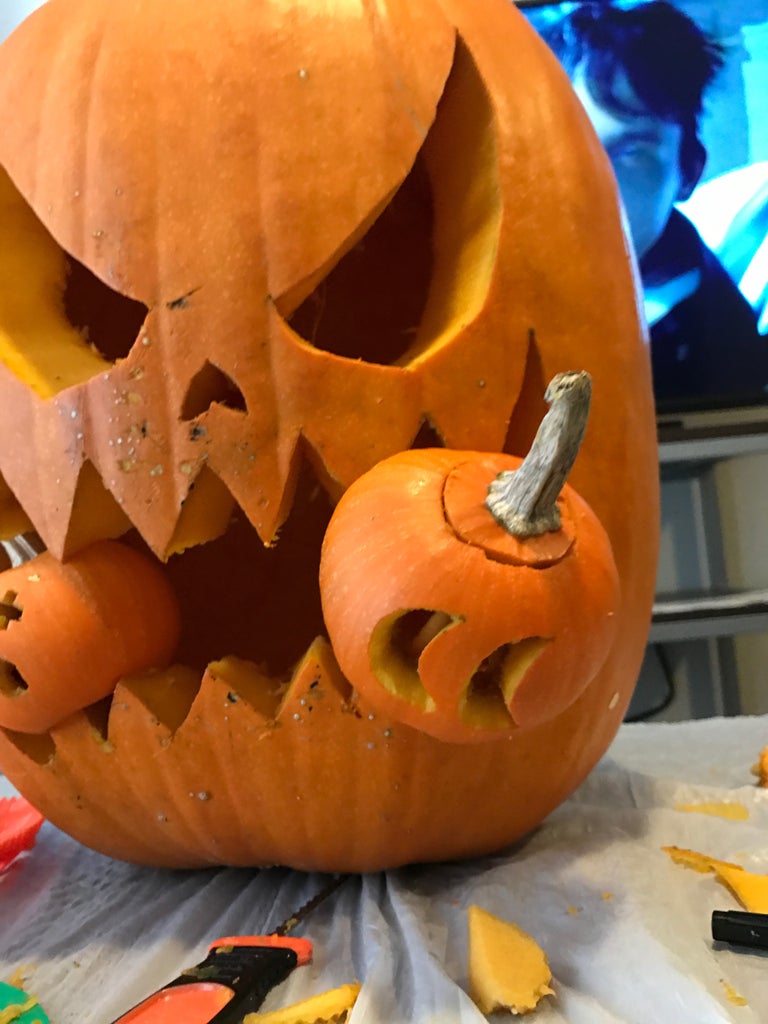 The Cannibalistic Pumpkin : 6 Steps (with Pictures) - Instructables the-cannibalistic-pumpkin-6-steps-with-pictures-instructables