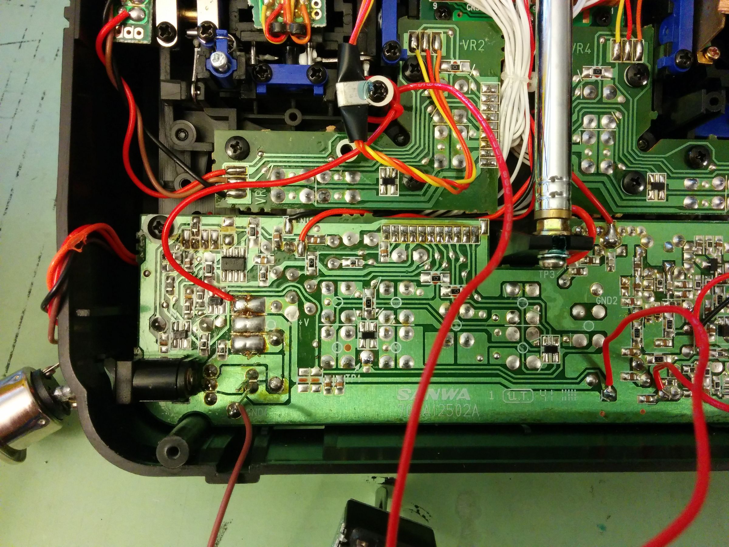 72 MHz to 2.4 GHz RC Radio Conversion : 10 Steps (with Pictures ...