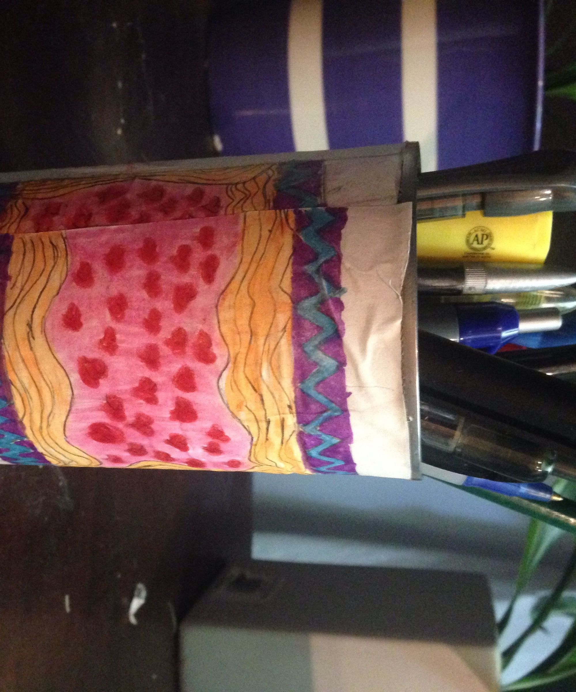 Re-Use Your Empty Cans to Make a Pen/Pencil Organizer or a Piggy Bank!