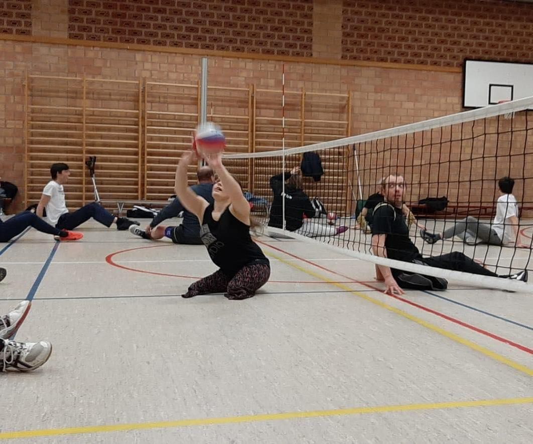 D4E1: Sitting Volleyball Aid