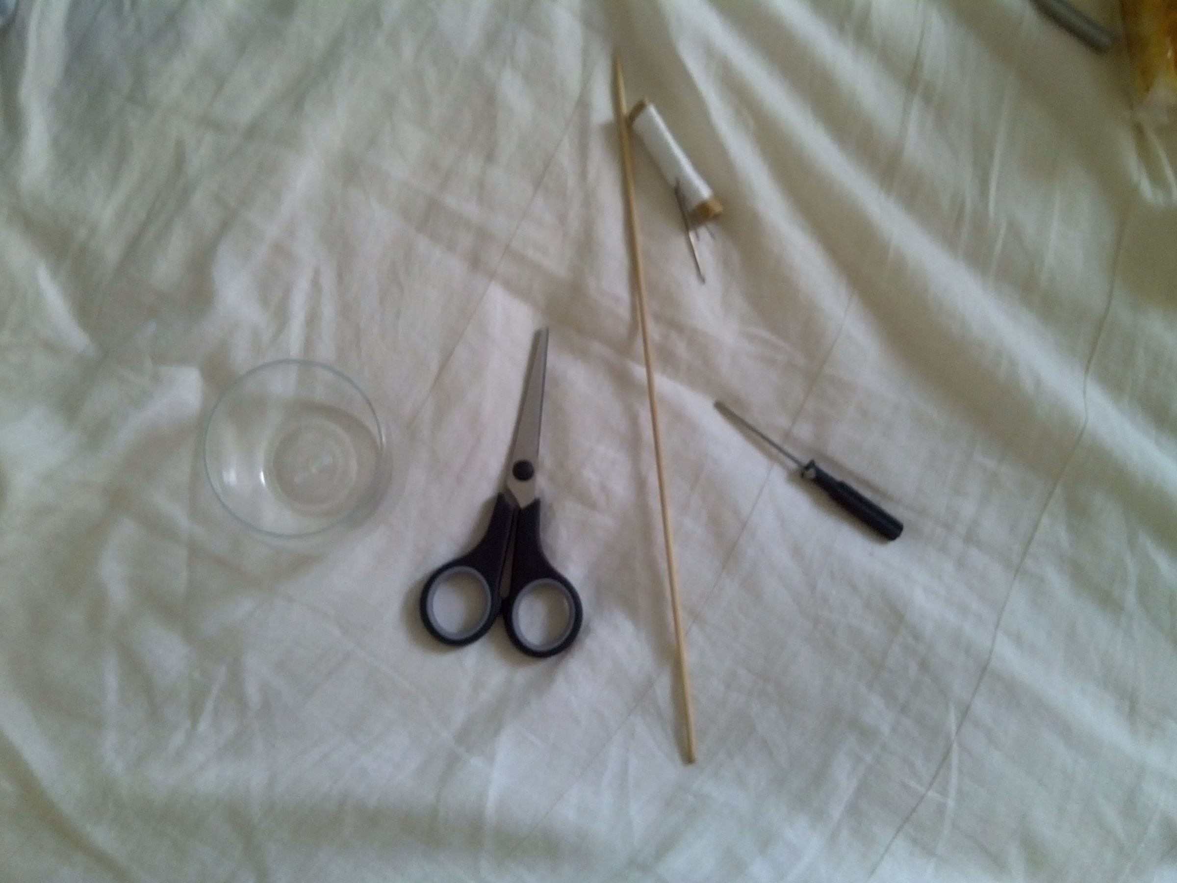 Simple Yogurt Pot Bird Feeder 7 Steps (with Pictures) Instructables