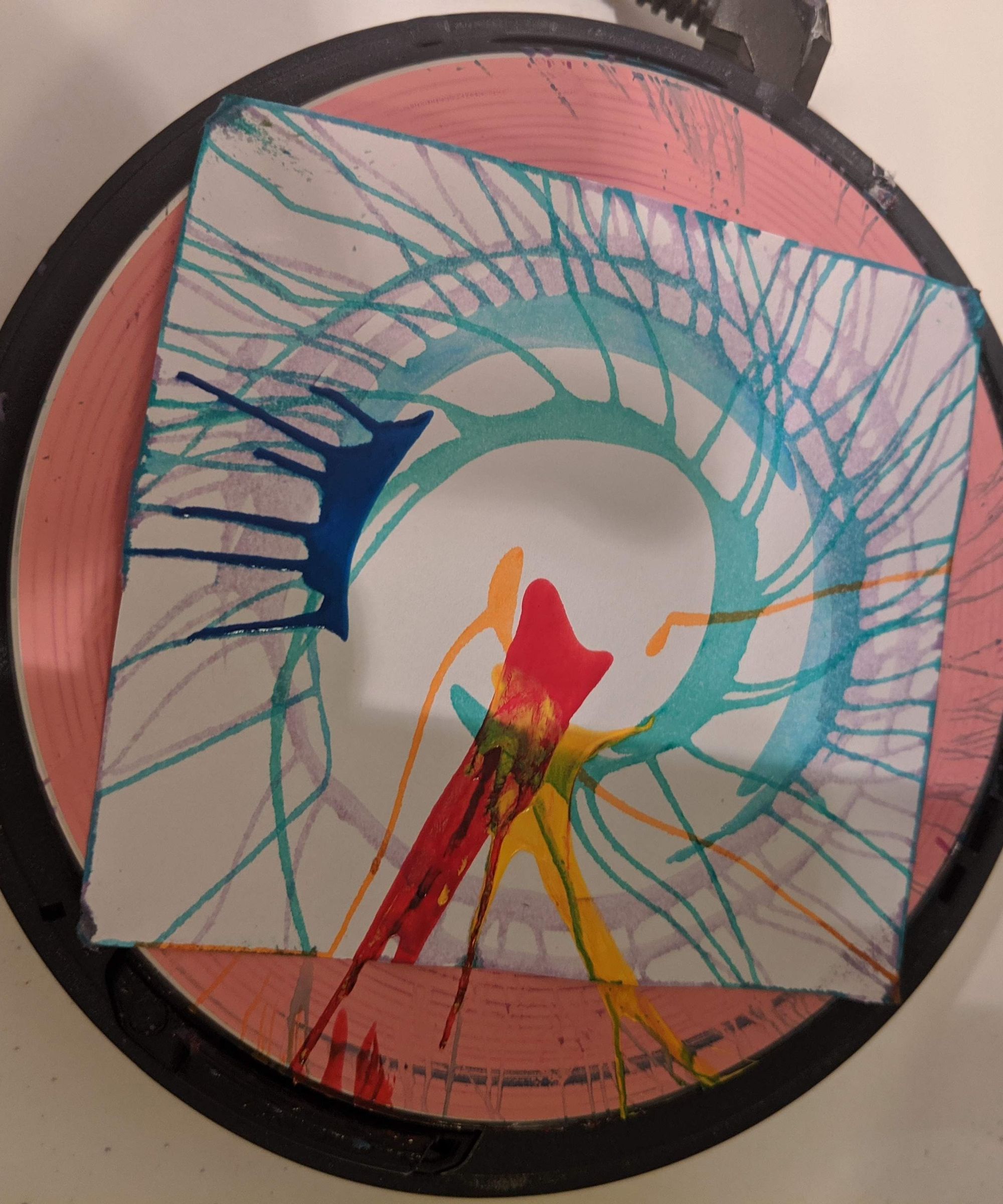 Spin Art - Discman Upcycle