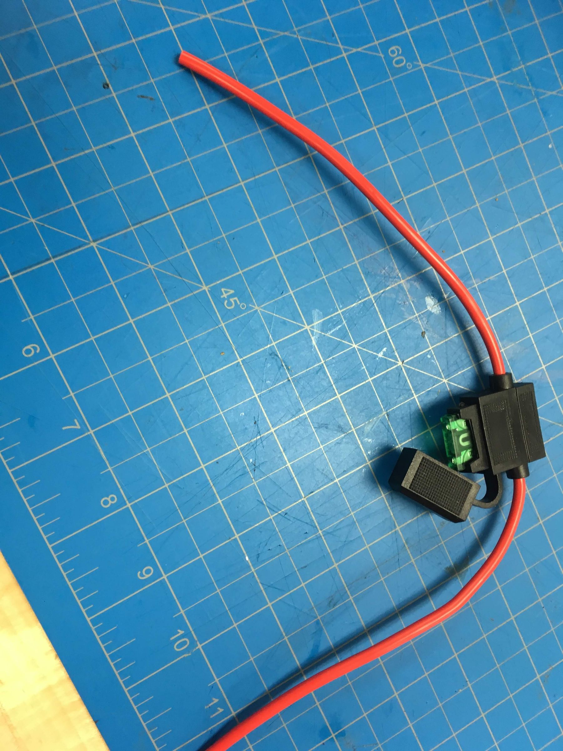 Solar Powered Phone Charging Station 4 Steps Instructables