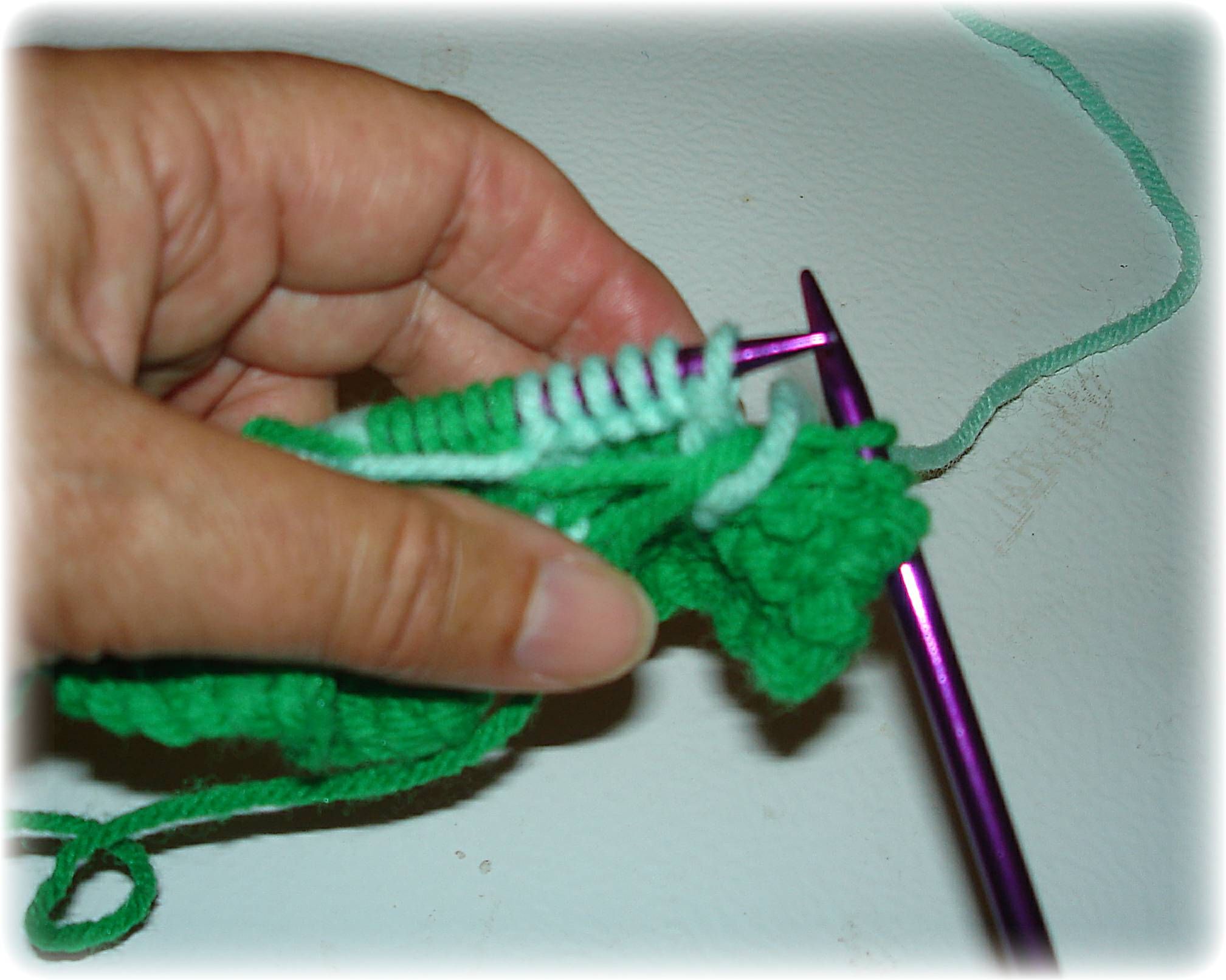 How to Knit a 'proper' English Tea Cosy! 12 Steps (with Pictures