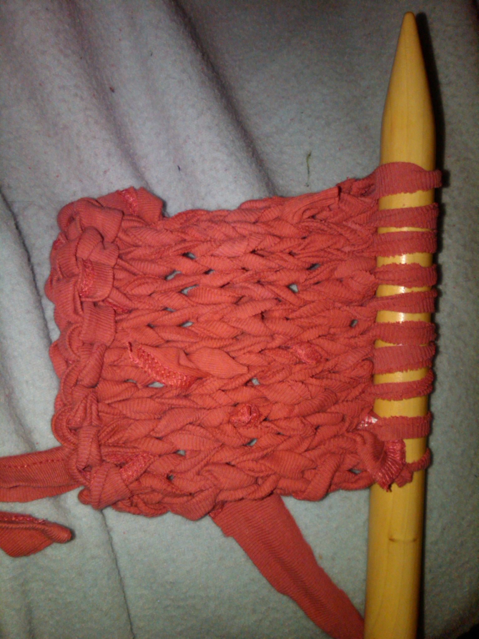 Make Your Own T-shirt Yarn