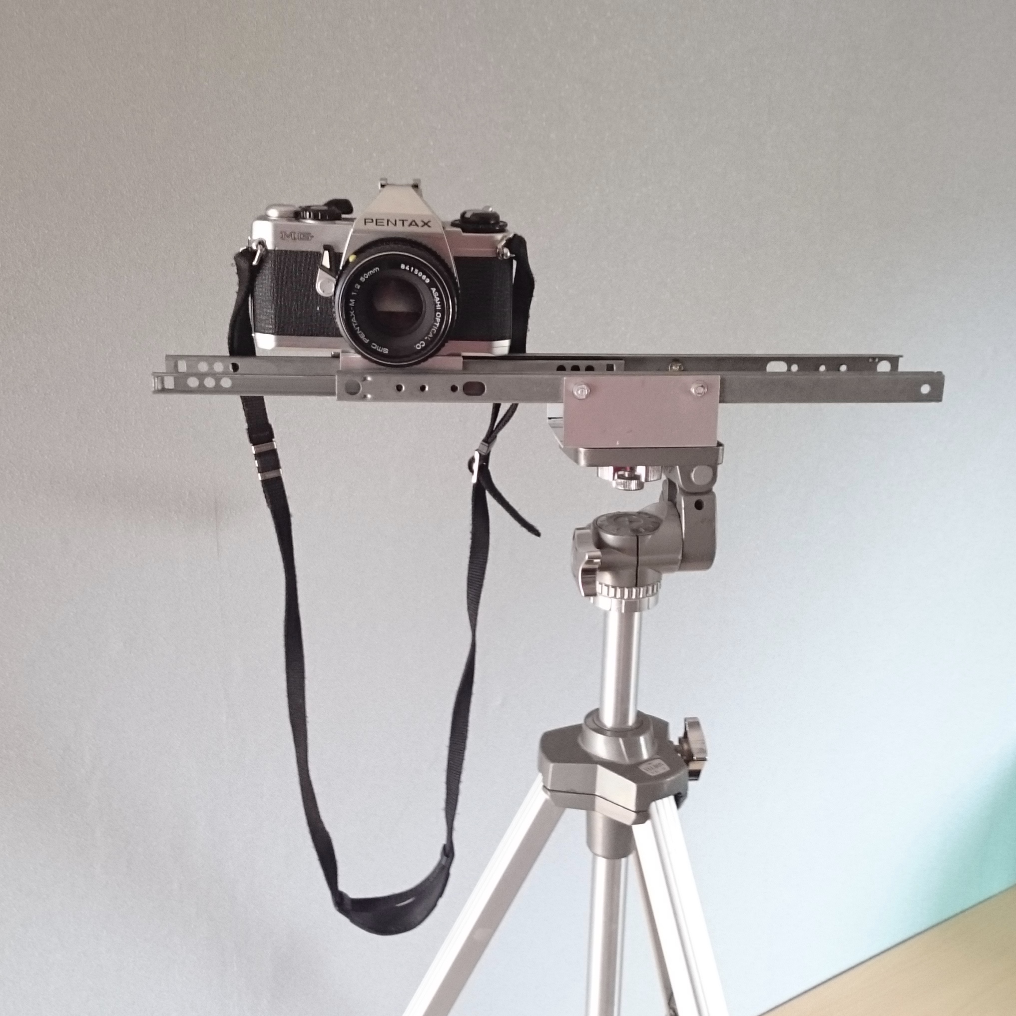 Simple Camera Slider for on a Tripod 8 Steps (with Pictures