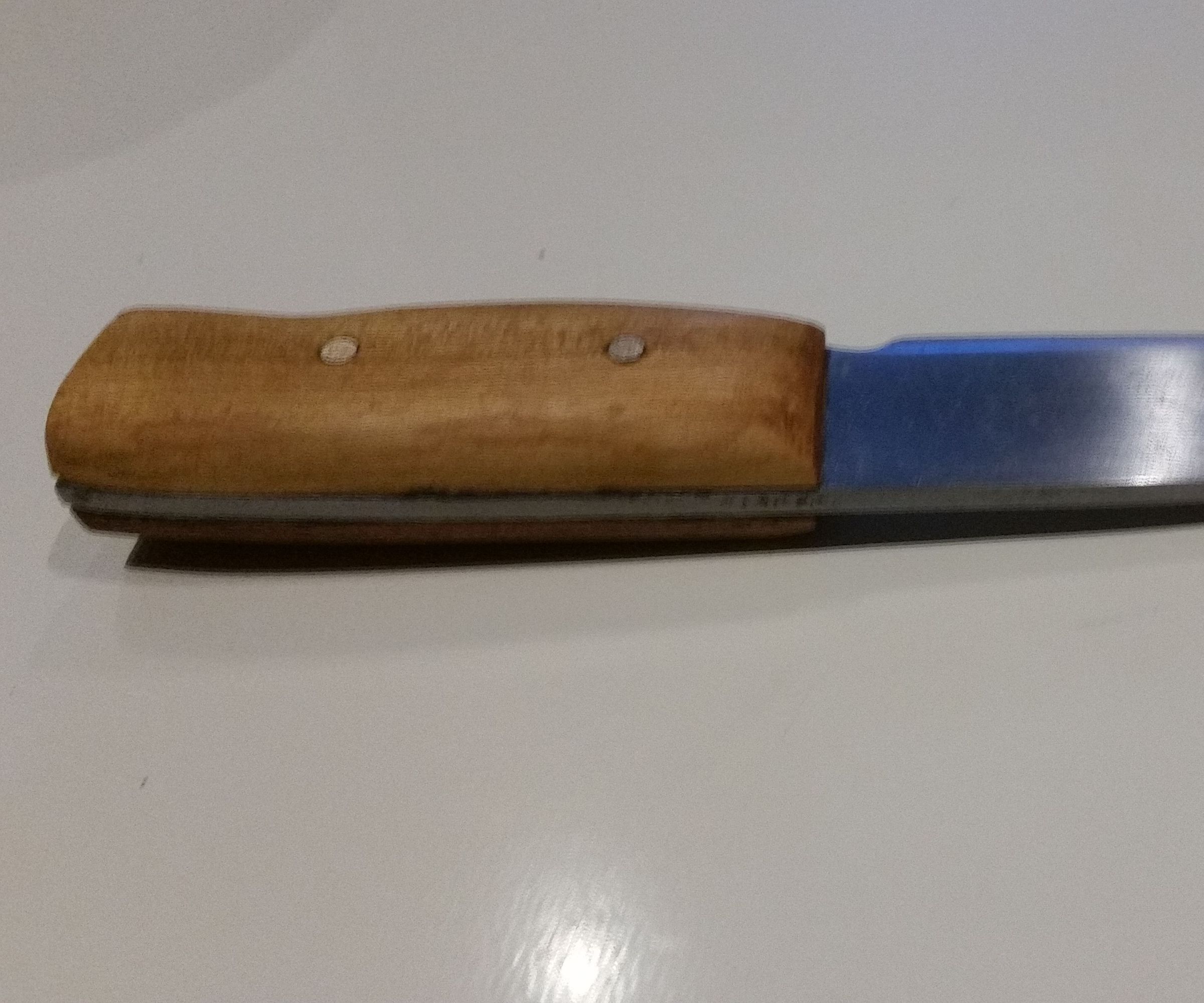 Handmade Knife Without a Forge