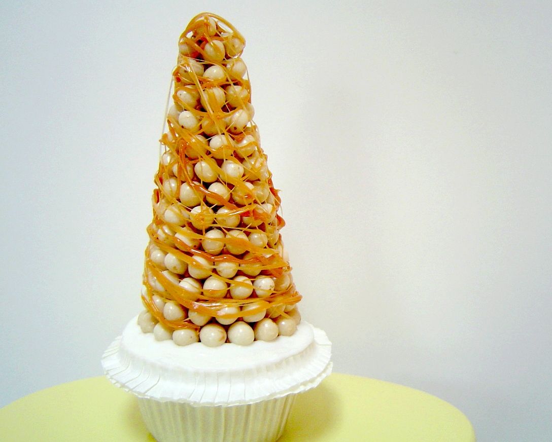 Croquembouche Cupcake