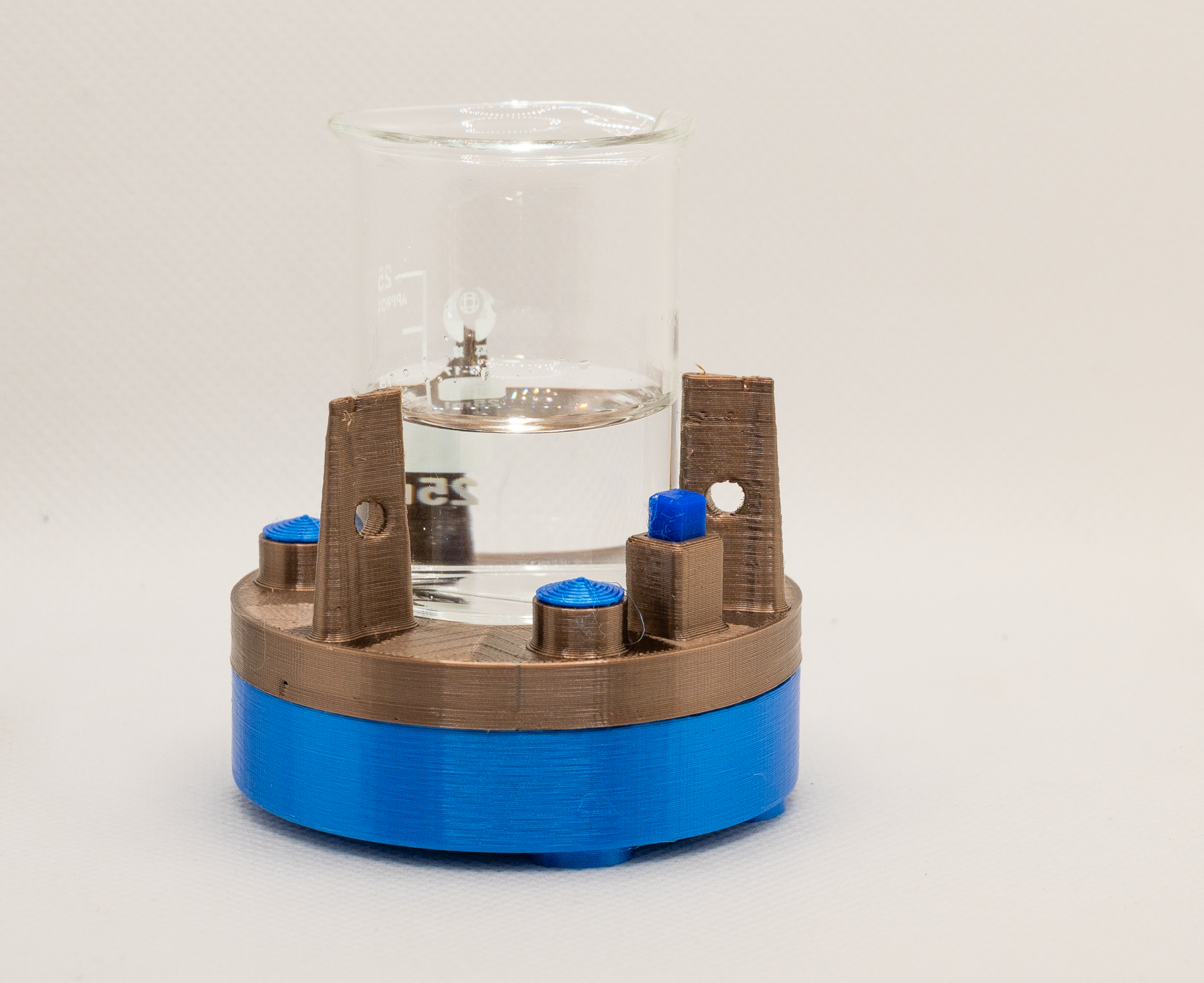 Beaker Stand With Built-In Illumination