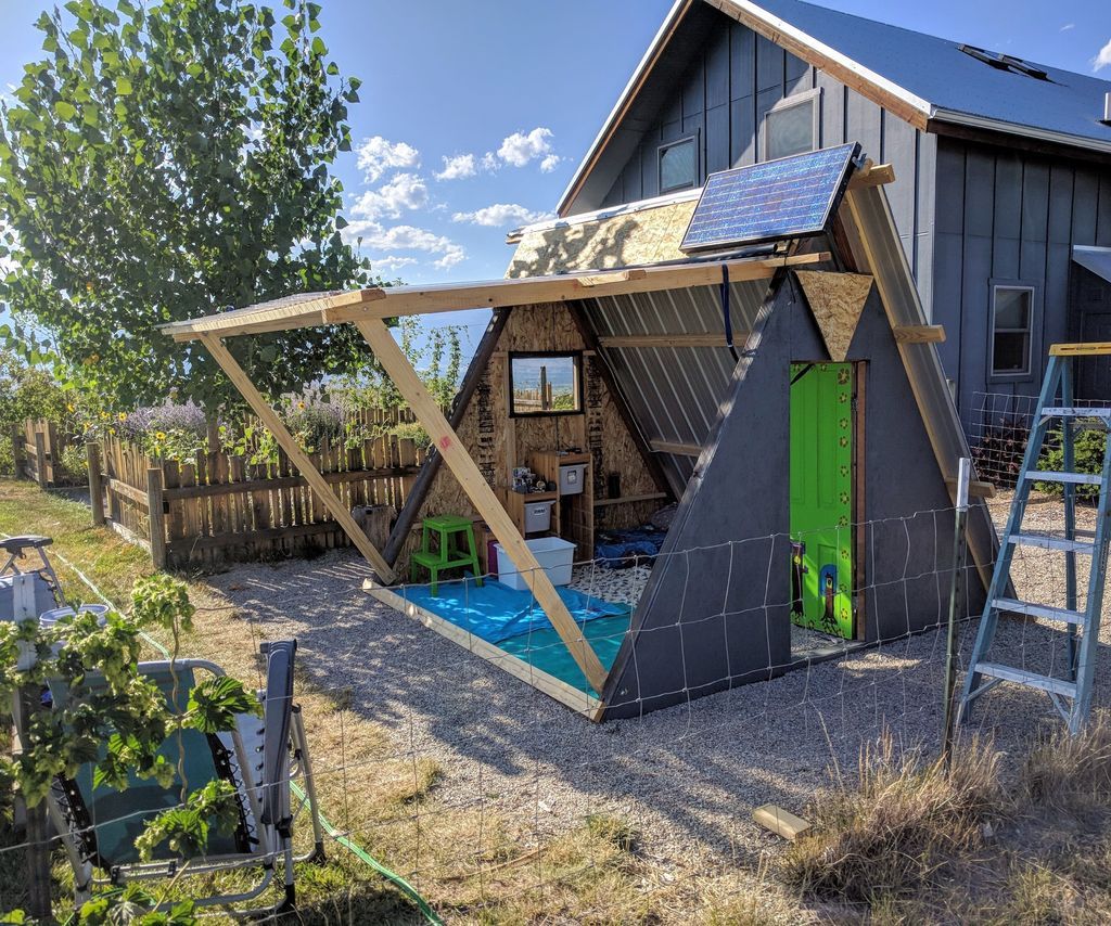 Convertible Backyard Aframe Fort From a Swing Set. 12 Steps (with